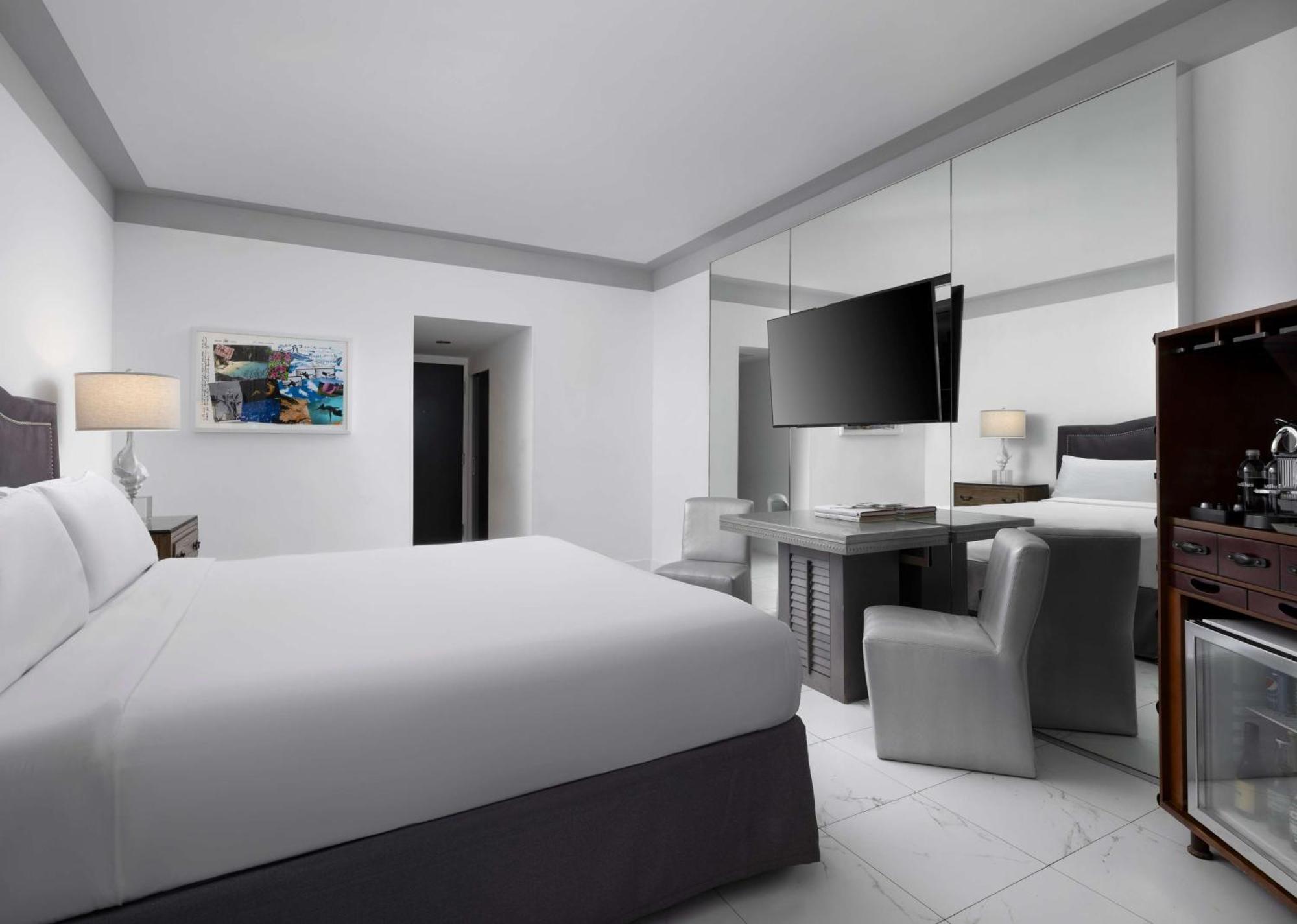 Nautilus Sonesta Miami Beach Esterno foto A room at the hotel