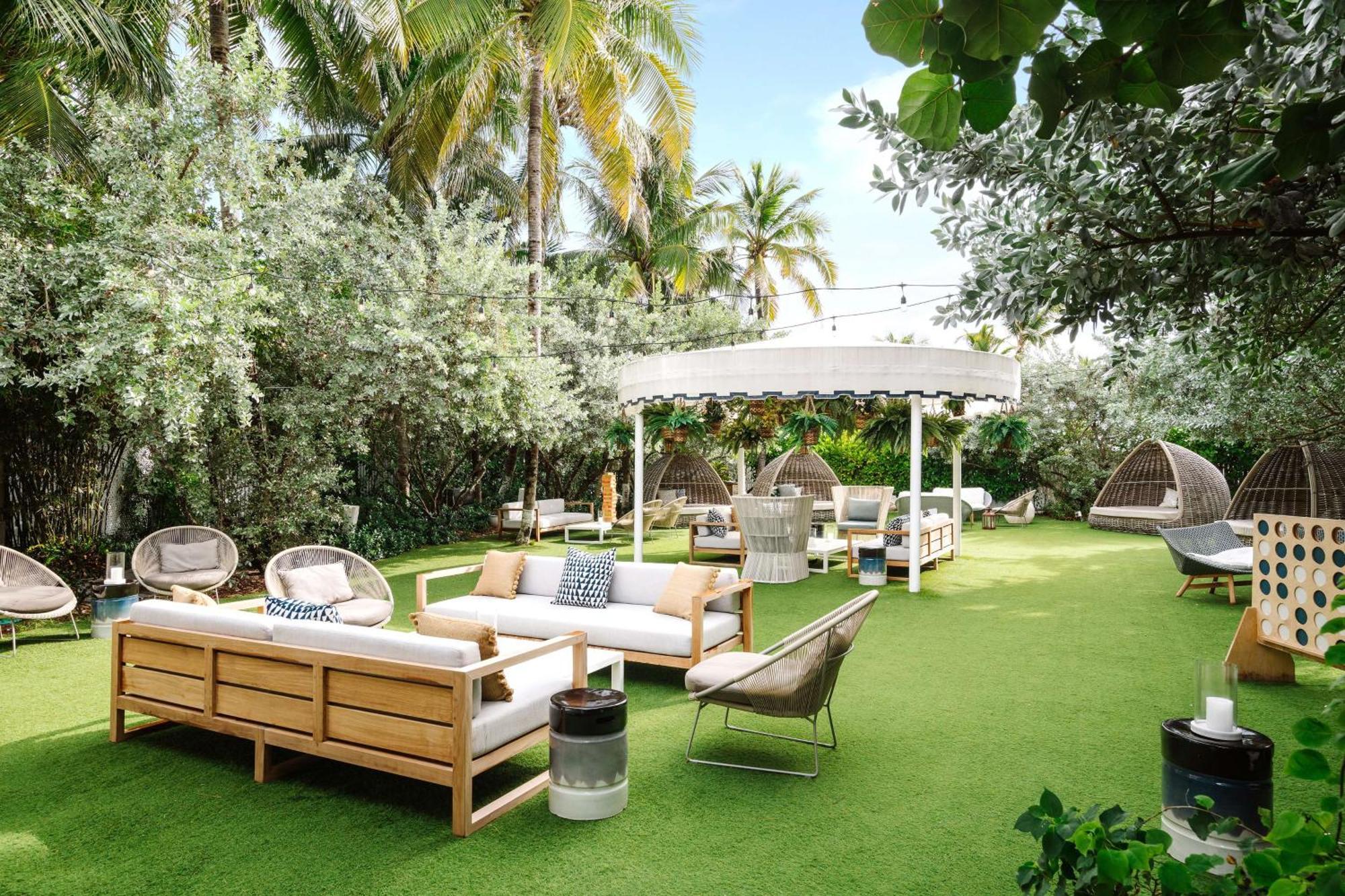 Nautilus Sonesta Miami Beach Esterno foto The Garden at The Standard, East Village